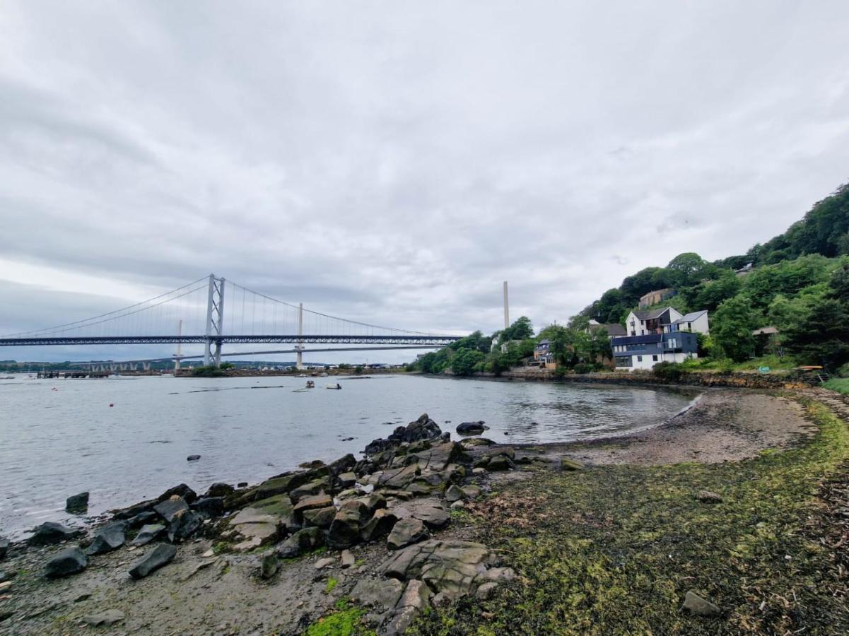 Вілла Three Bridges Waterfront Норт-Квінсферрі Екстер'єр фото
